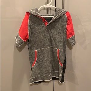 Broken threads boys polo